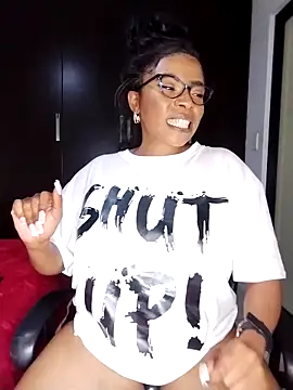 Lalakin90 online show from March 9, 2025, 10:41 pm