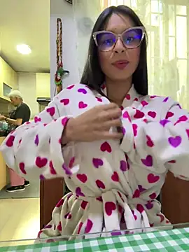 Snapshot of charlotte_stevenss_ chatting on February 2, 2025, 5:15 pm charlotte stevenss online show from February 2, 2025, 5:15 pm