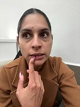 Snapshot of charlotte_stevenss_ chatting on March 11, 2025, 6:41 pm charlotte stevenss online show from March 11, 2025, 6:41 pm