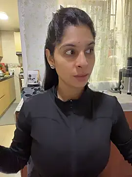 Snapshot of charlotte_stevenss_ chatting on October 7, 2025, 2:58 pm charlotte stevenss online show from October 7, 2025, 2:58 pm