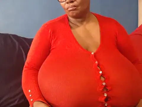 CUTEFIRMMELONSS online show from February 2, 2025, 8:35 am