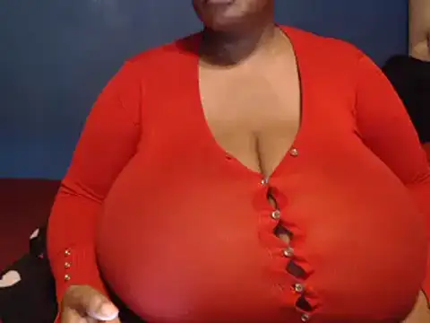 CUTEFIRMMELONSS online show from February 19, 2025, 1:18 am