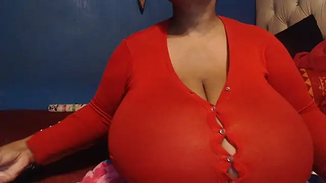 CUTEFIRMMELONSS online show from February 21, 2025, 8:38 pm