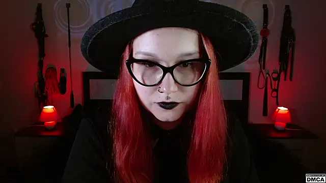 Amanita  Pantherina online show from December 3, 2024, 10:50 am