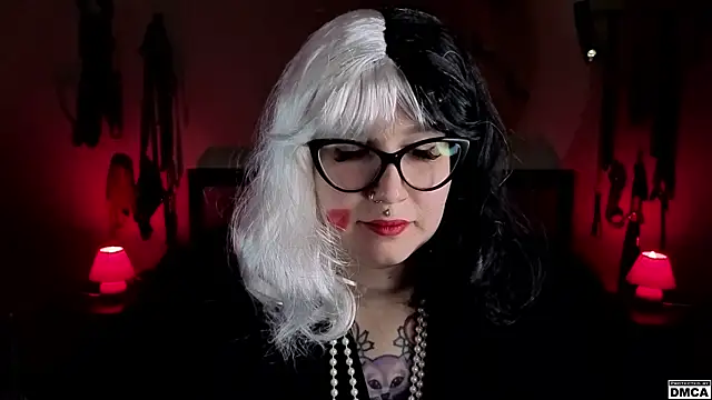 Amanita  Pantherina online show from November 1, 2025, 3:58 pm