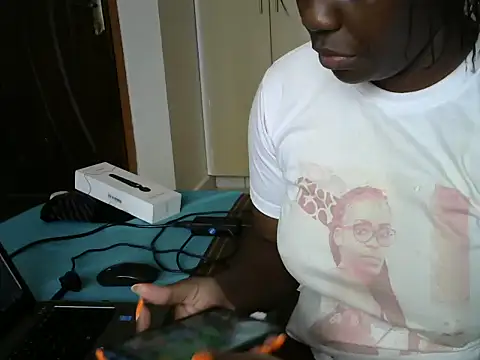 Snapshot of sexydarl chatting on January 6, 2025, 7:20 am sexydarl online show from January 6, 2025, 7:20 am