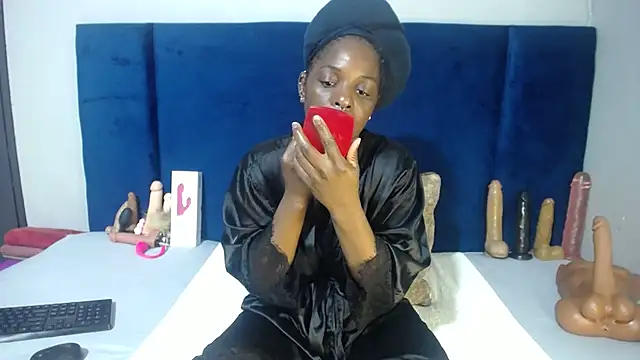 Shaniko89 online show from December 14, 2025, 10:47 pm