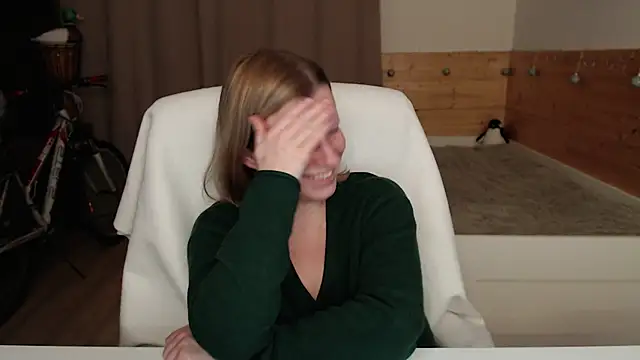 Exponent 5 online show from December 2, 2024, 8:44 pm