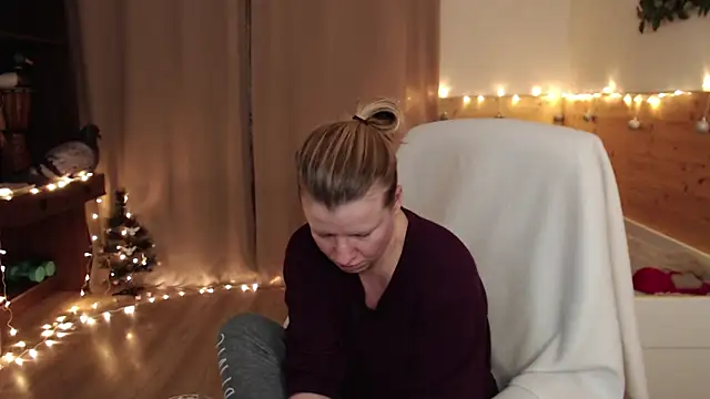 Exponent 5 online show from January 1, 2025, 3:34 am