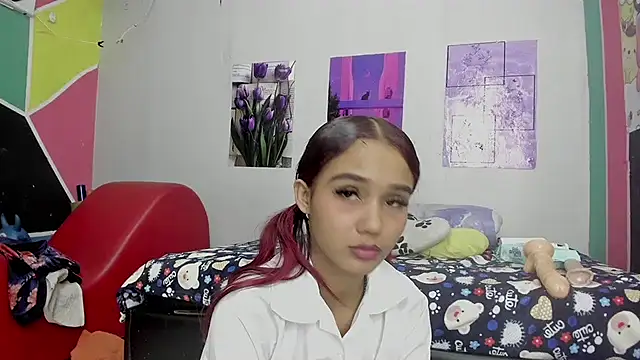 MarianaManzur online show from January 24, 2025, 8:11 pm