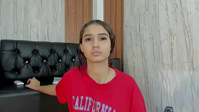 MarianaManzur online show from October 28, 2025, 2:59 am