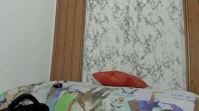 MarianaManzur online show from December 1, 2025, 4:01 pm