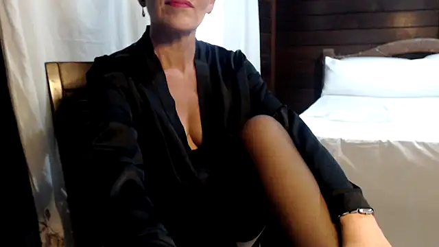 Snapshot of BarbaraDominatrix chatting on April 30, 2026, 5:08 pm BarbaraDominatrix online show from April 30, 2026, 5:08 pm