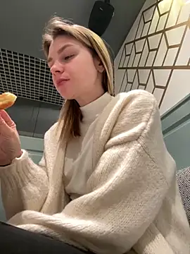 ValenciaShock online show from November 29, 2025, 6:38 am