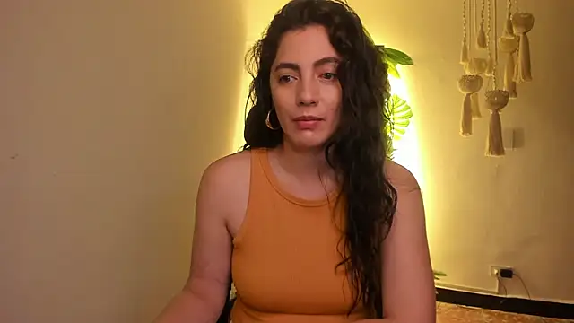 Snapshot of Mala_Bad chatting on January 19, 2025, 1:44 pm Mala Bad online show from January 19, 2025, 1:44 pm