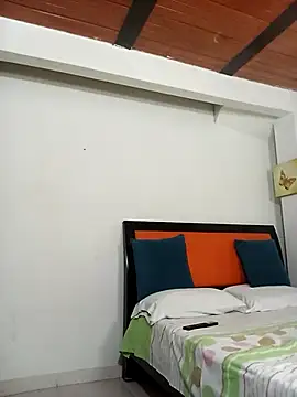 leah passion online show from October 18, 2025, 7:58 pm