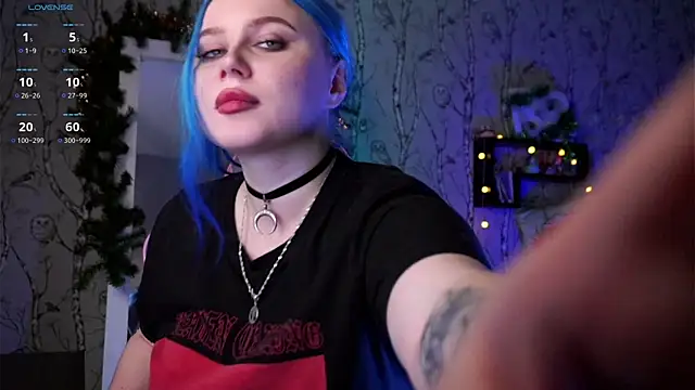 Moon Valkyrie online show from January 4, 2025, 1:21 pm