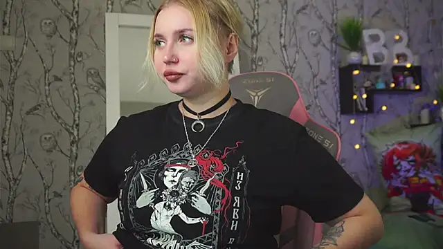 Moon Valkyrie online show from February 6, 2026, 6:07 am