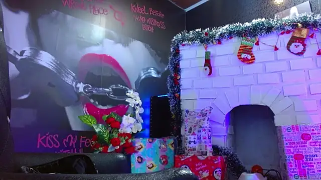 VALERY MEER online show from December 23, 2024, 6:05 pm