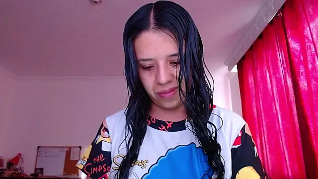 Snapshot of VALERY_MEER chatting on April 23, 2026, 12:04 pm VALERY MEER online show from April 23, 2026, 12:04 pm