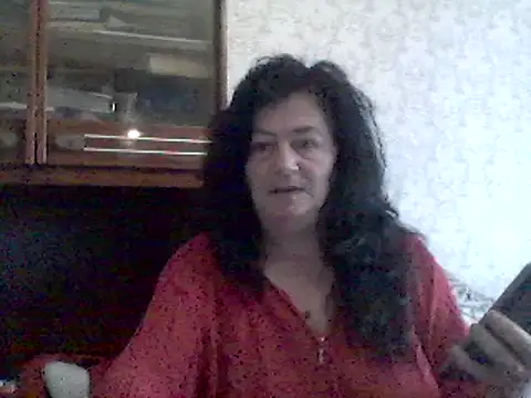 GypsiQueen2 online show from March 7, 2025, 1:51 pm
