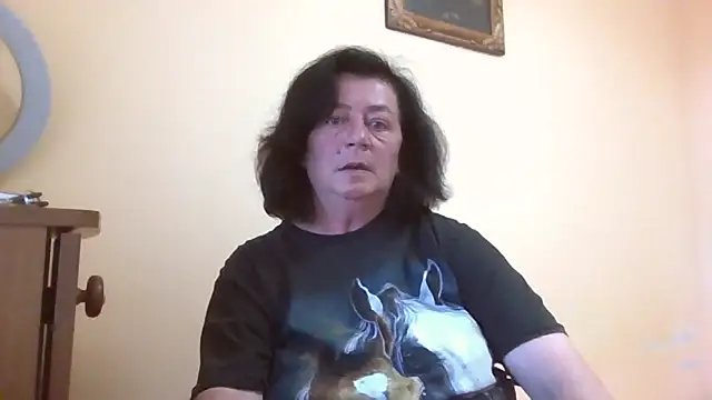 GypsiQueen2 online show from June 1, 2026, 4:52 pm
