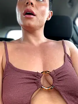 LukeLouHarvey online show from September 26, 2025, 4:49 am