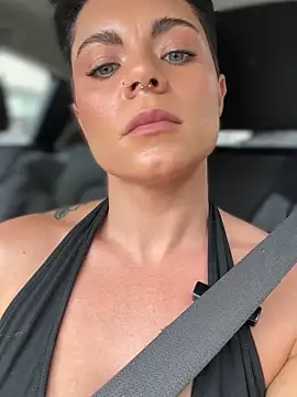 LukeLouHarvey online show from October 9, 2025, 5:05 am