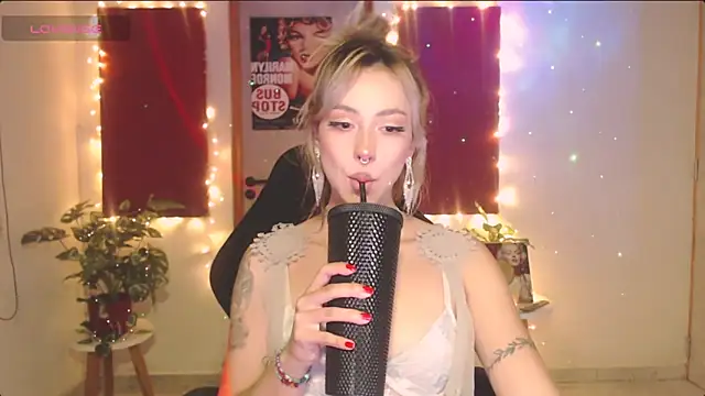 Snapshot of sakura_beauty chatting on May 20, 2026, 2:40 am sakura beauty online show from May 20, 2026, 2:40 am