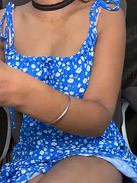 Snapshot of SCHOOL_Girl_0 chatting on June 18, 2026, 5:06 pm SCHOOL Girl 0 online show from June 18, 2026, 5:06 pm