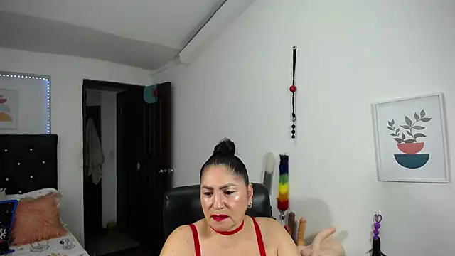 Snapshot of mature_bigboobs10 chatting on January 16, 2025, 4:28 am mature bigboobs10 online show from January 16, 2025, 4:28 am