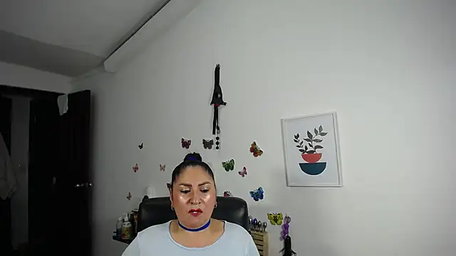 Snapshot of mature_bigboobs10 chatting on February 8, 2025, 7:37 am mature bigboobs10 online show from February 8, 2025, 7:37 am