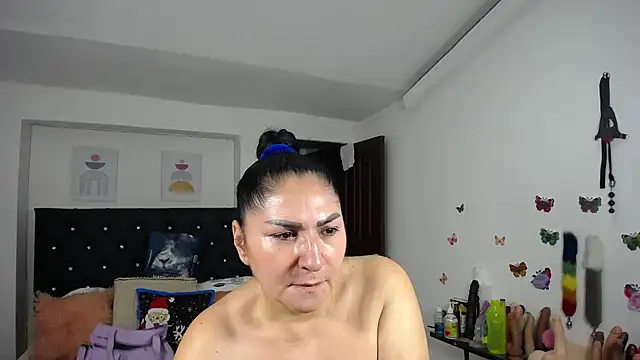 Snapshot of mature_bigboobs10 chatting on February 8, 2025, 10:39 am mature bigboobs10 online show from February 8, 2025, 10:39 am