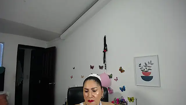 Snapshot of mature_bigboobs10 chatting on February 17, 2025, 4:42 am mature bigboobs10 online show from February 17, 2025, 4:42 am