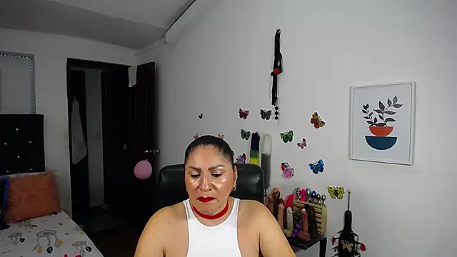 Snapshot of mature_bigboobs10 chatting on February 20, 2025, 4:39 am mature bigboobs10 online show from February 20, 2025, 4:39 am