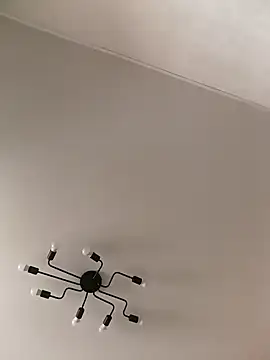 Snapshot of Lovers__Annn chatting on February 16, 2025, 8:54 am Lovers Annn online show from February 16, 2025, 8:54 am