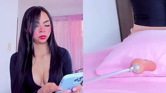 Snapshot of Sweet_Susie_ chatting on December 22, 2024, 8:36 pm Sweet Susie online show from December 22, 2024, 8:36 pm