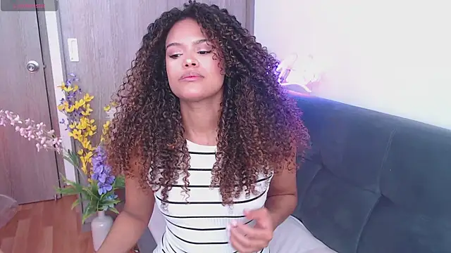 Amelia bss online show from November 11, 2025, 1:55 pm