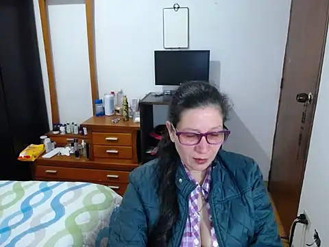 latin49 online show from September 16, 2025, 3:29 am