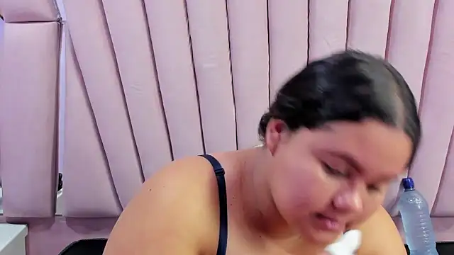 ValenTitis online show from January 16, 2025, 8:03 pm