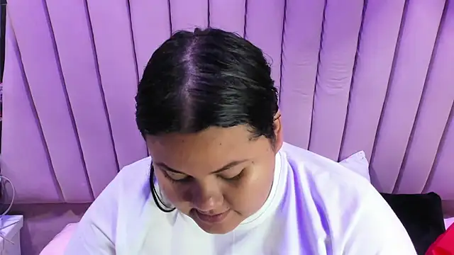 ValenTitis online show from September 17, 2025, 8:10 pm