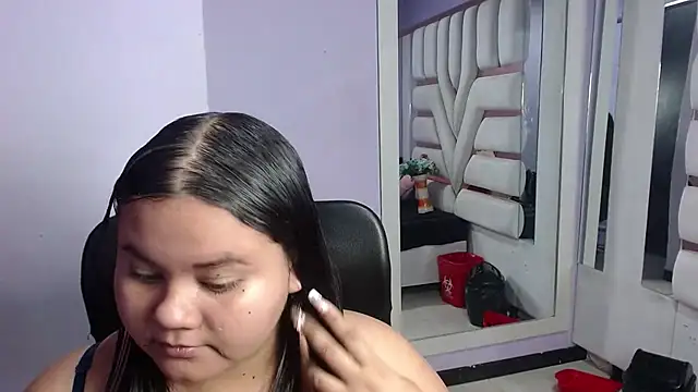 ValenTitis online show from October 25, 2025, 9:09 pm