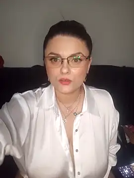 sweetychloelle online show from March 2, 2025, 5:04 pm