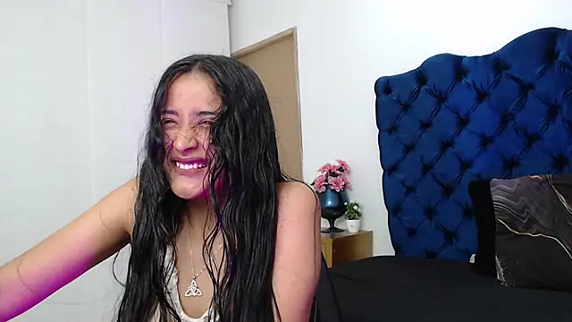 Lili666  online show from November 7, 2025, 3:17 am