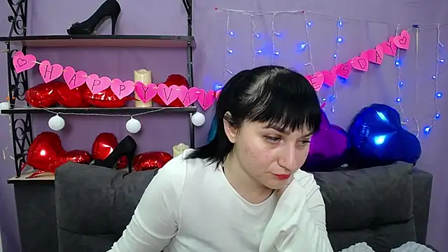 NinaFlawlees online show from February 5, 2025, 11:28 pm