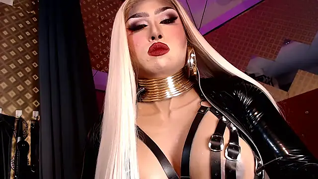 Snapshot of AntoniaSaints chatting on October 25, 2025, 4:46 pm AntoniaSaints online show from October 25, 2025, 4:46 pm