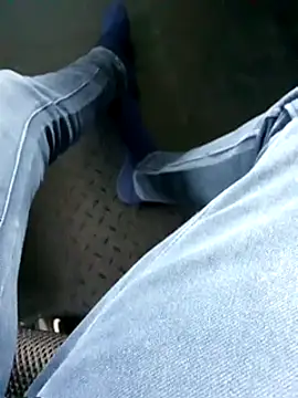 Snapshot of robinsan1010 chatting on March 19, 2025, 11:50 am robinsan1010 online show from March 19, 2025, 11:50 am