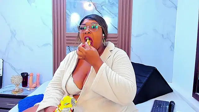 Snapshot of HannyMansonh chatting on January 19, 2025, 6:20 am HannyMansonh online show from January 19, 2025, 6:20 am