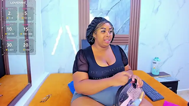 Snapshot of HannyMansonh chatting on October 18, 2025, 3:20 am HannyMansonh online show from October 18, 2025, 3:20 am