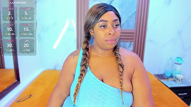 Snapshot of HannyMansonh chatting on October 23, 2025, 3:39 am HannyMansonh online show from October 23, 2025, 3:39 am